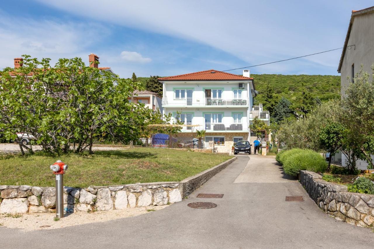 Apartman Tena Punat Exterior foto