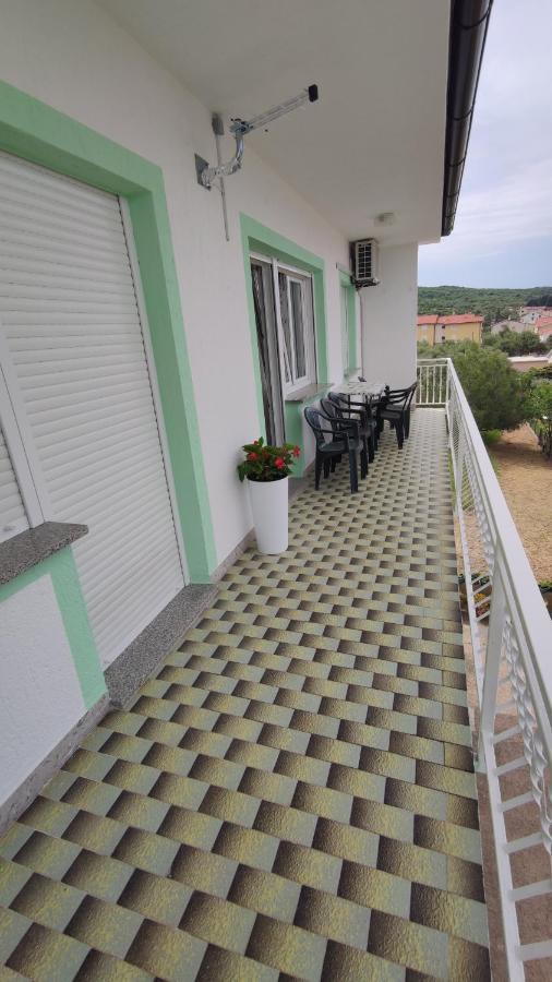 Apartman Tena Punat Exterior foto