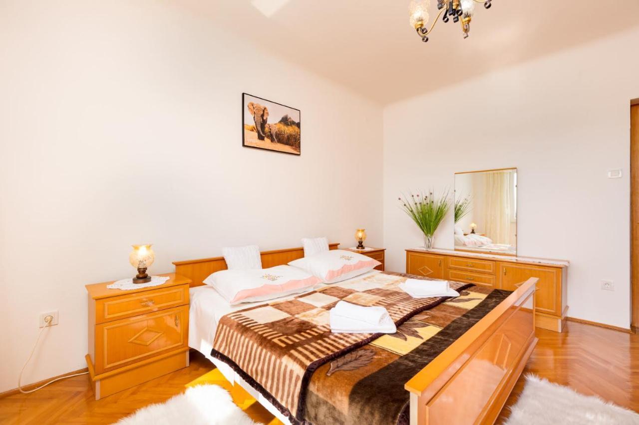 Apartman Tena Punat Exterior foto